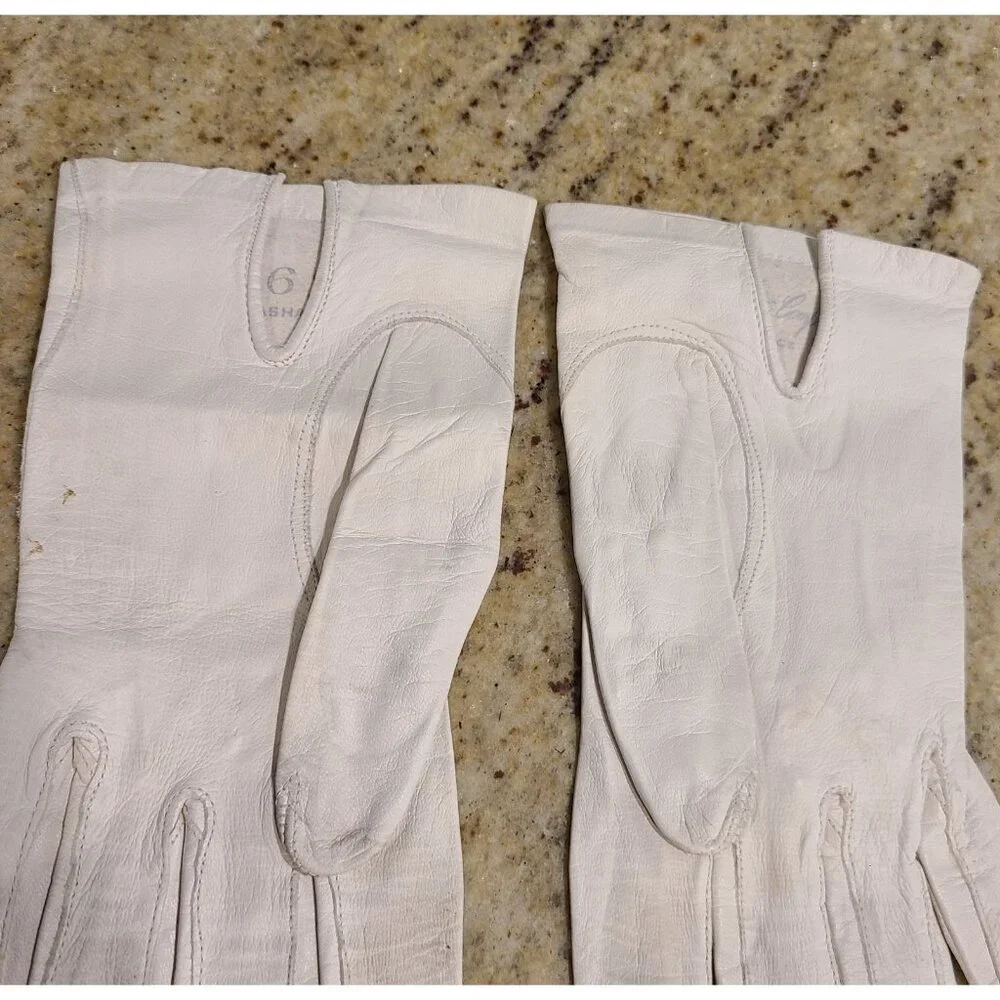 Vintage Women's Size S 6.5 Off-White Leather Formal 7.5